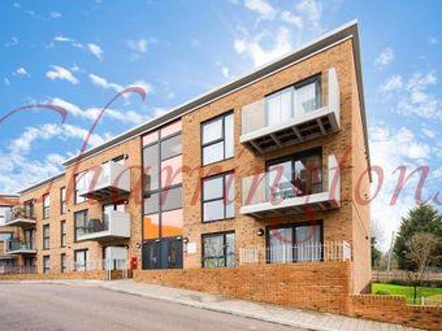 House for sale in Edgware, Greater London