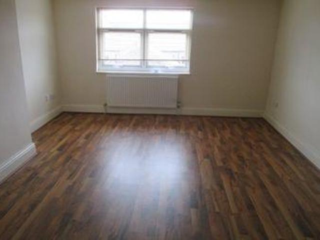 House for rent in Calderstones