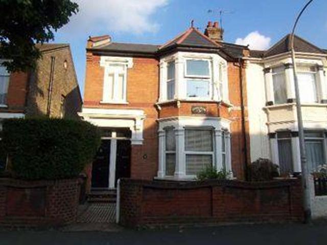 House for rent in Lyons, Greater London