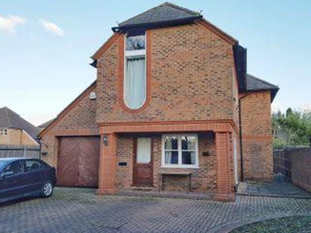 House for rent in Redhill, Reigate and Banstead