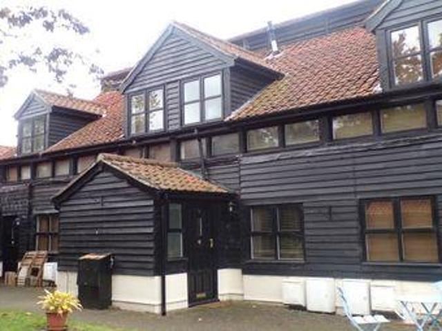 House for rent in Navestock Side