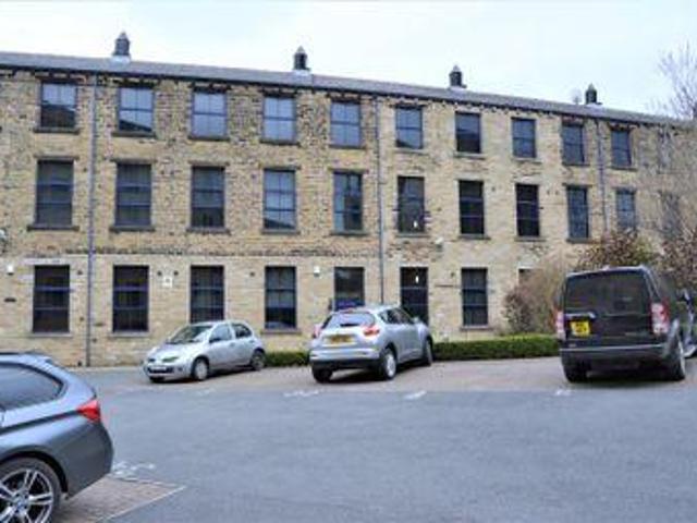 House for rent in Huddersfield, West Yorkshire