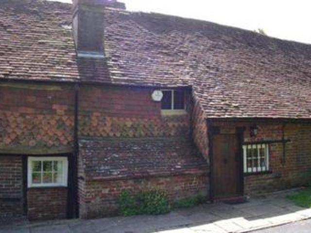 House for rent in Fole, Surrey