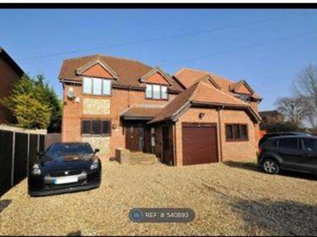 House for rent in Staines, Surrey