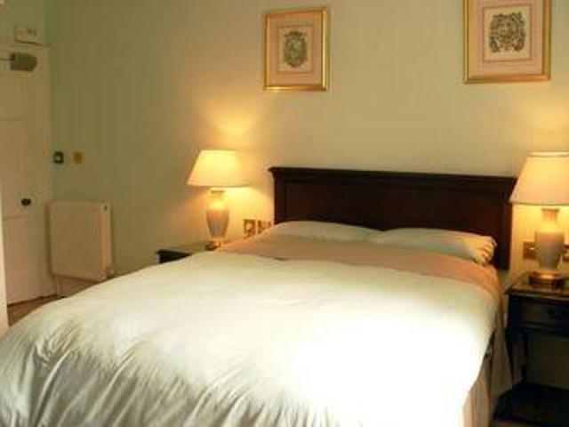 House for rent in Llanbadoc, Wales