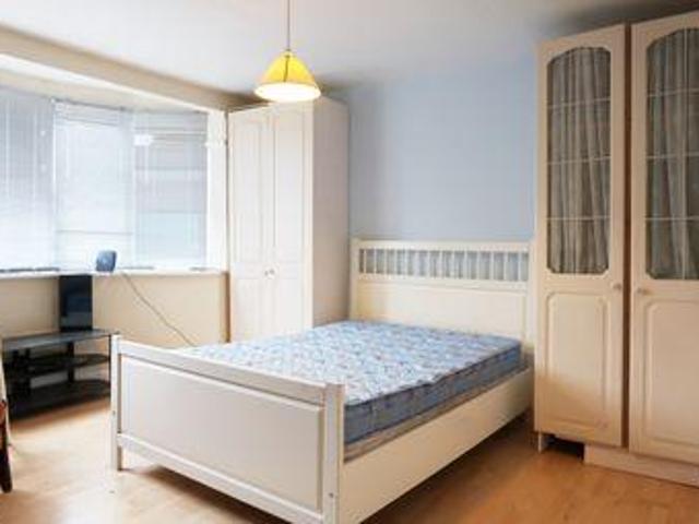House for rent in Staines, Surrey