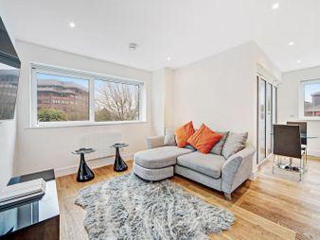 House for sale in Borehamwood, Hertsmere