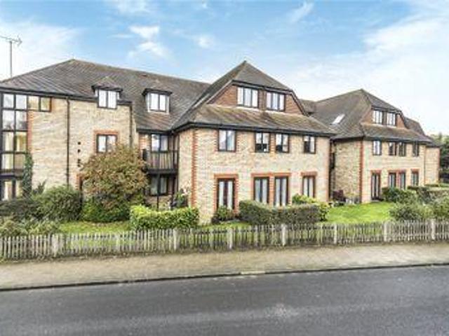 House for sale in West Wickham, Greater London