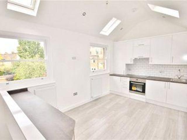 House for sale in Twickenham, Greater London