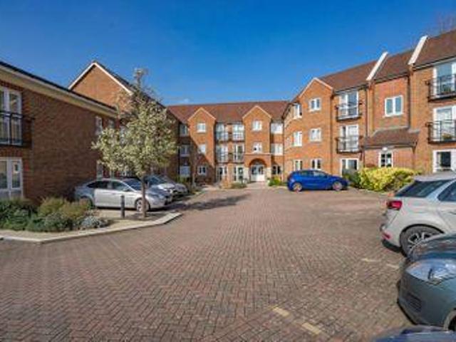 House for sale in Perryfields, West Sussex