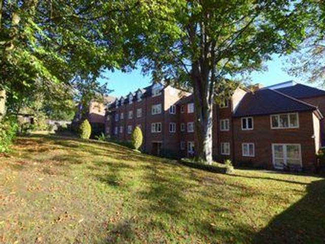 House for sale in Farnborough, Rushmoor