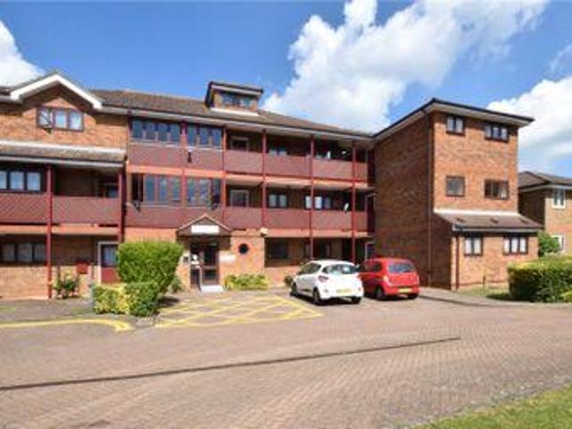House for sale in Bushey