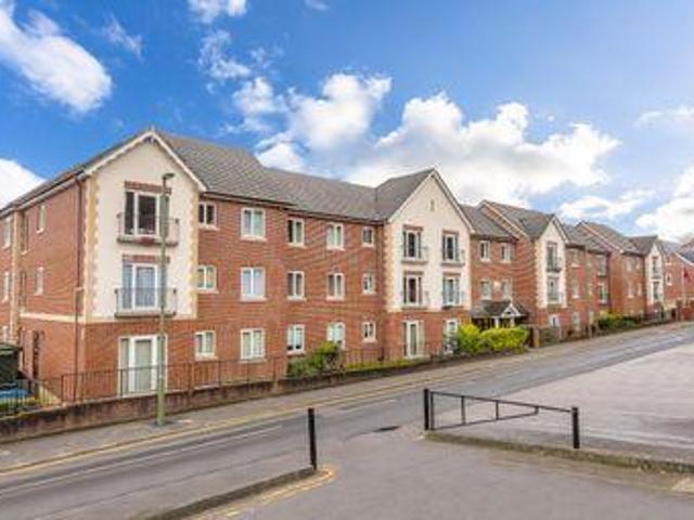 House for sale in Hillview, Surrey