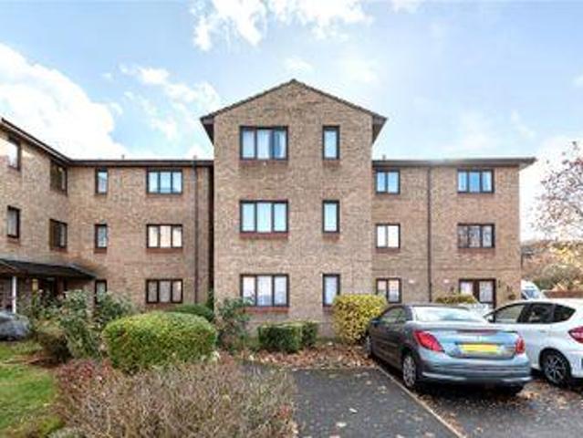 House for sale in Uxbridge, Greater London