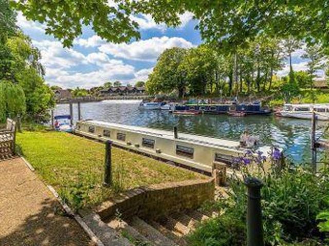 House for sale in Blackhills, Surrey