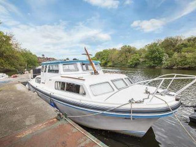 House for sale in Twickenham, Greater London