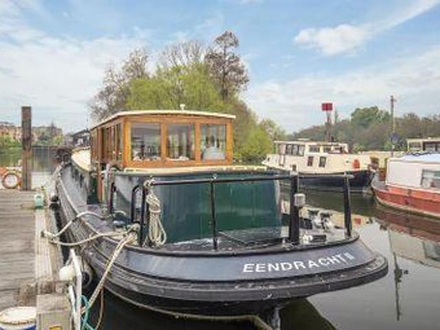 House for sale in Isleworth, Greater London