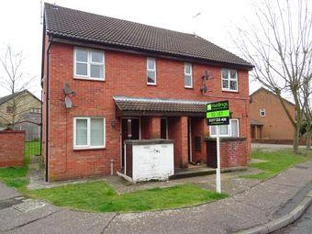 House for rent in Navestock Side