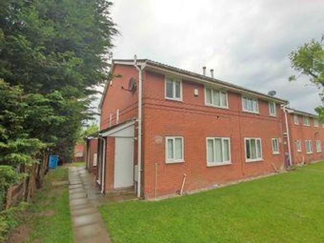 House for rent in Calderstones