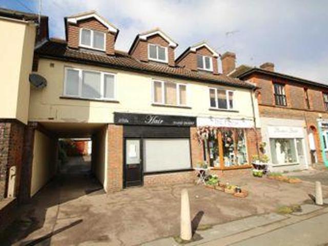 House for rent in Pouchen End, Hertfordshire