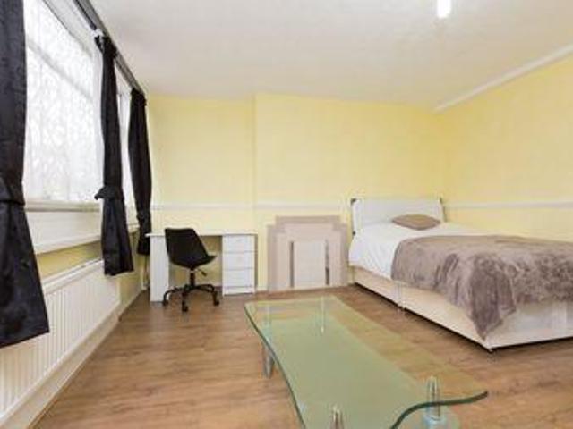 House for rent in Lyons, Greater London