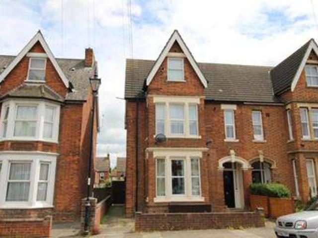 House for rent in Bedford