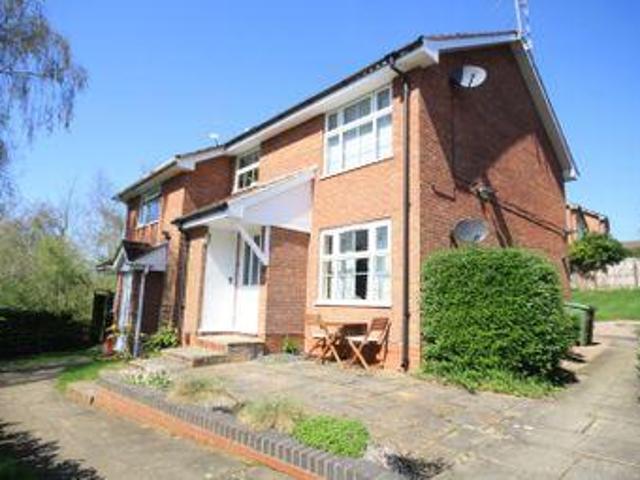 House for rent in Green Close, Warwickshire
