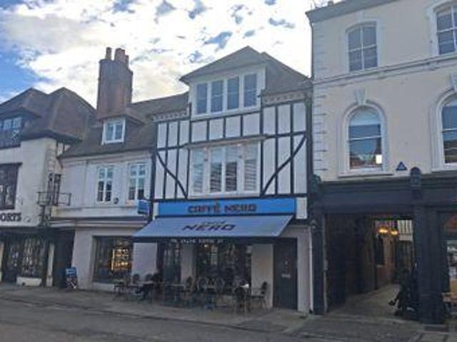 House for sale in Fole, Surrey