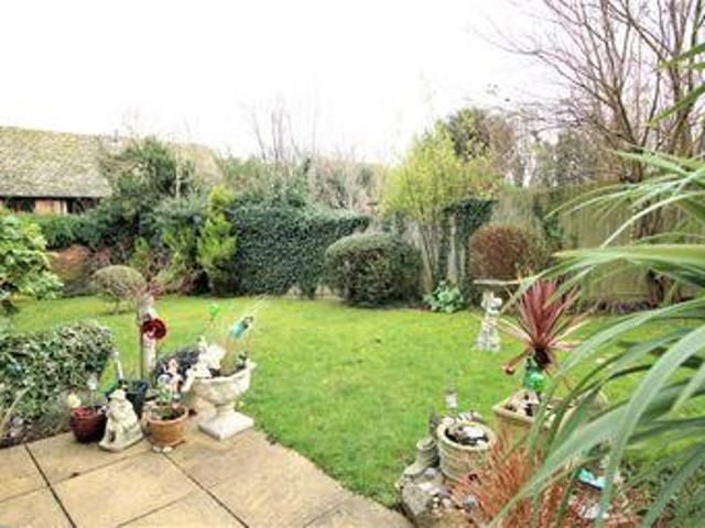 House for sale in Pouchen End, Hertfordshire