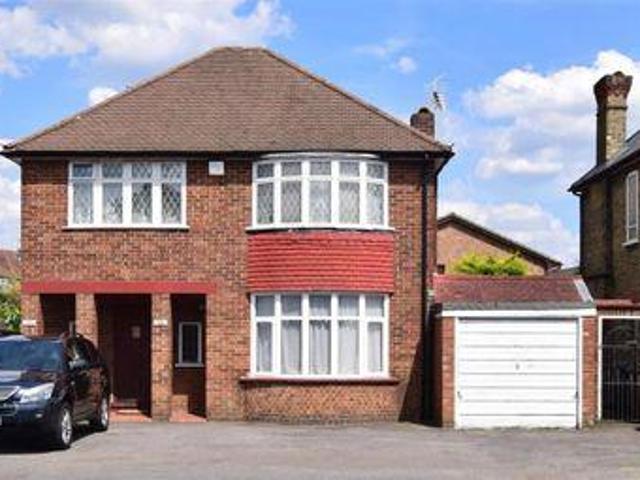 House for sale in Worcester Park, Greater London