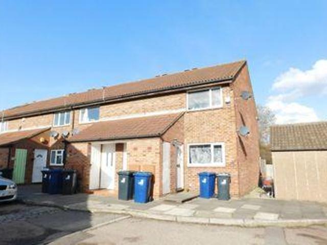 House for sale in London Borough of Ealing, Greenford