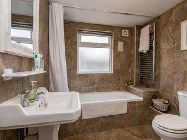 House for sale in Gerrards Cross, Denham