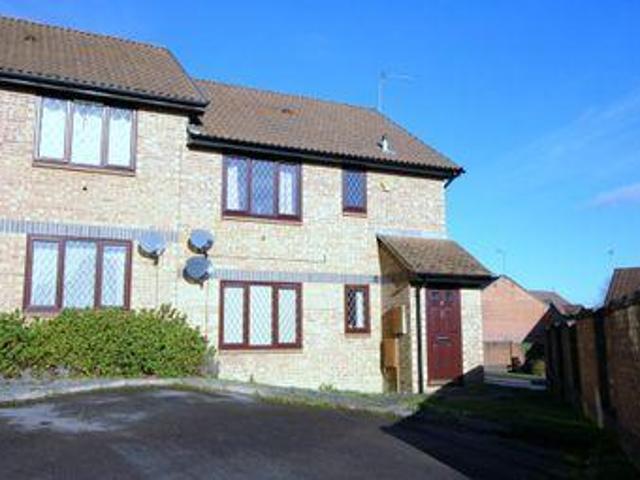House for sale in Heol-las, Surrey