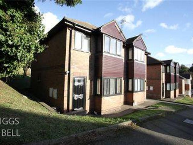 House for sale in Luton