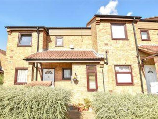 House for sale in Northolt, Greater London