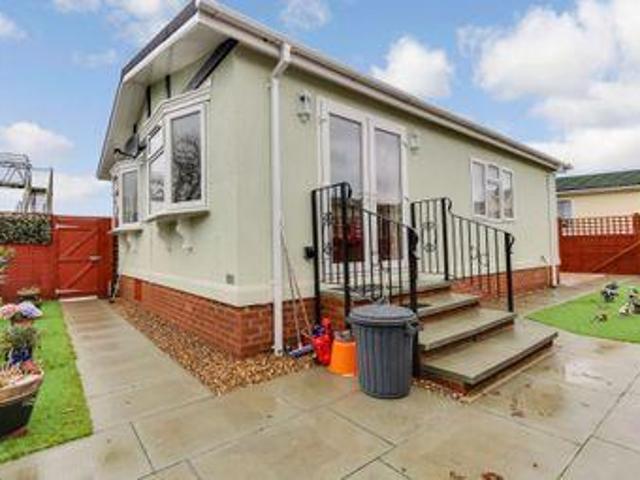 House for sale in Alton Barnes