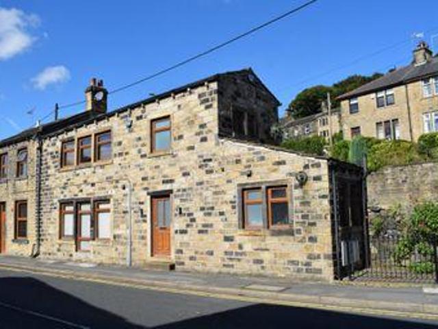 House for sale in Holmfirth, West Yorkshire