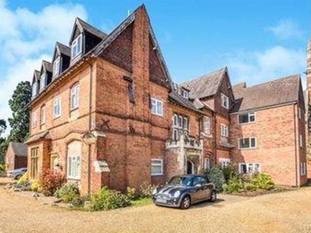 House for rent in Green Close, Warwickshire