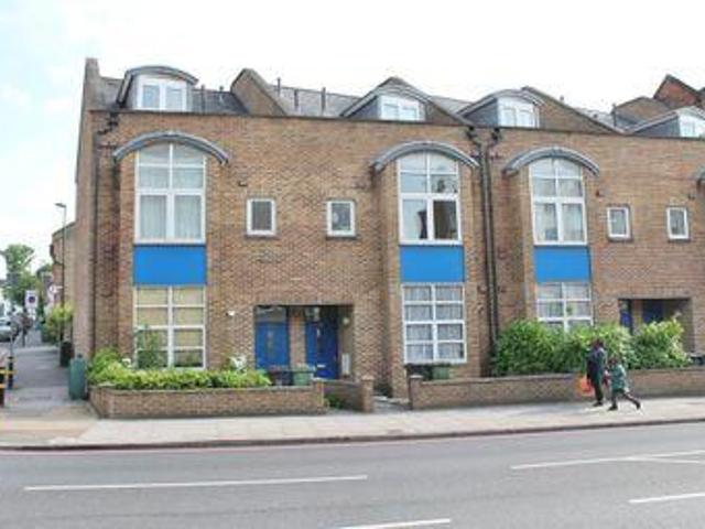 House for rent in Lyons, Greater London