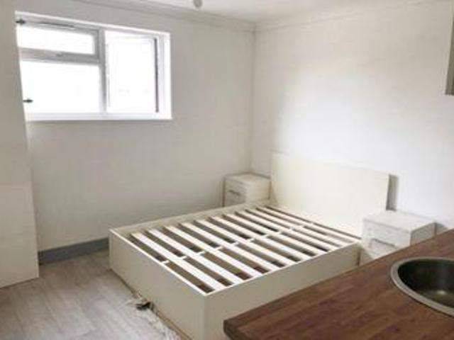 House for rent in Northolt, Greater London