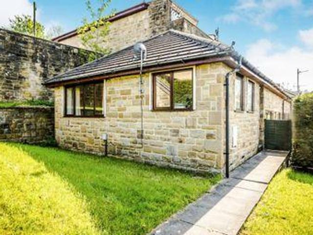 House for sale in Huddersfield, West Yorkshire