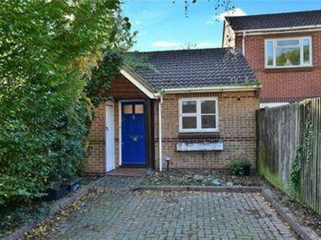 House for sale in Iver