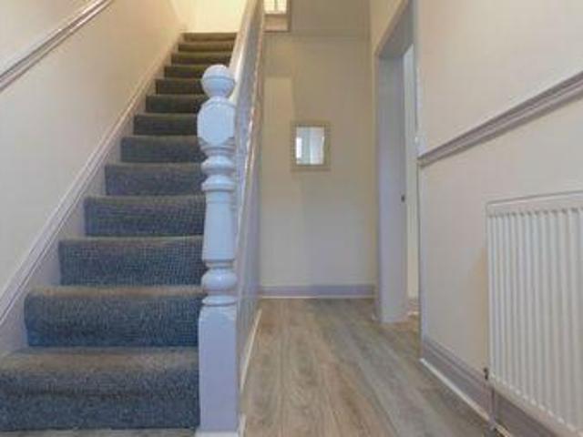 House for rent in Calderstones