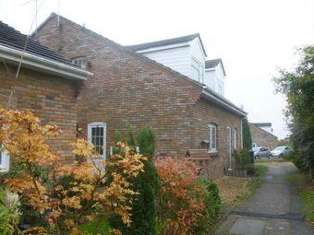 House for rent in Pouchen End, Hertfordshire