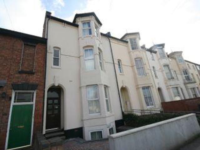 House for rent in Green Close, Warwickshire