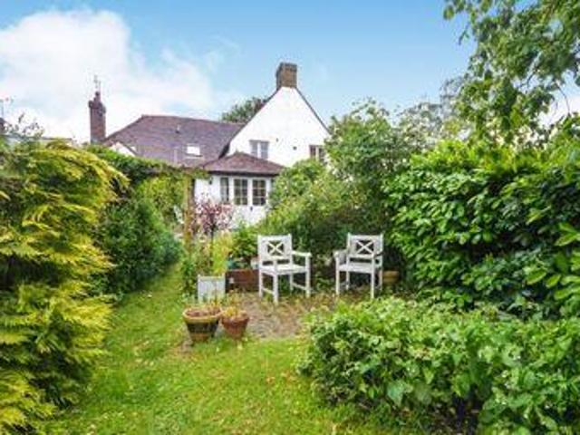 House for sale in Oad Street, Kent