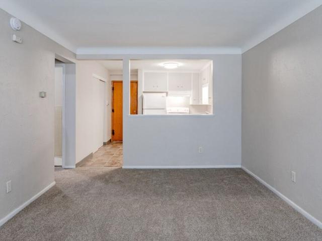 Apartment for rent in Roseville, Ramsey County
