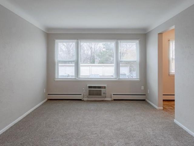 Apartment for rent in Roseville, Ramsey County