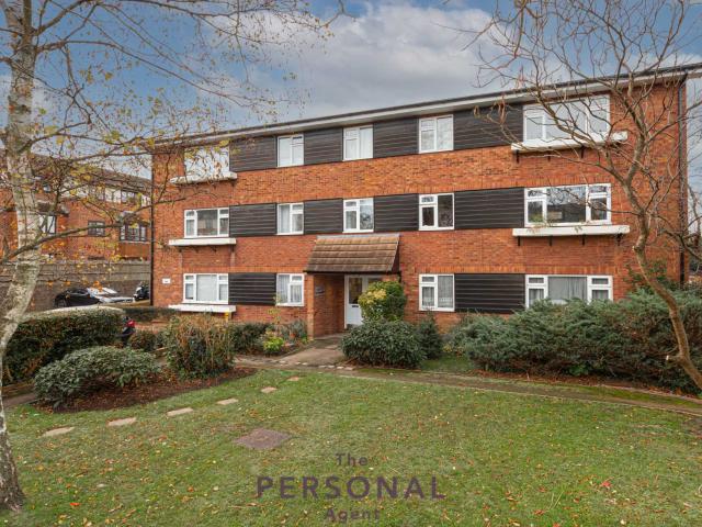 Apartment for rent in Epsom, Surrey