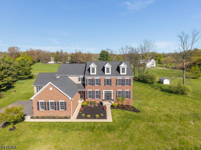House for sale in Pittstown, New Jersey